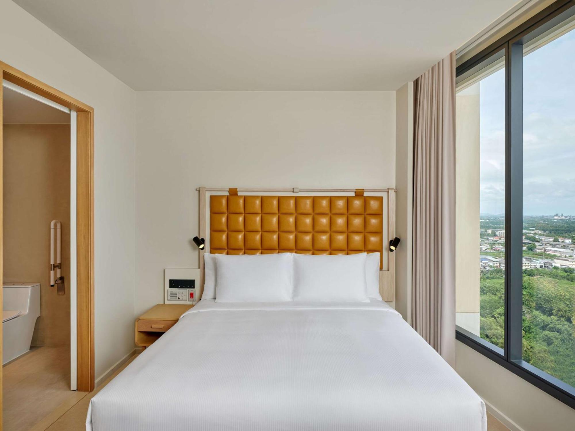 Hilton Garden Inn Rayong Zewnętrze zdjęcie